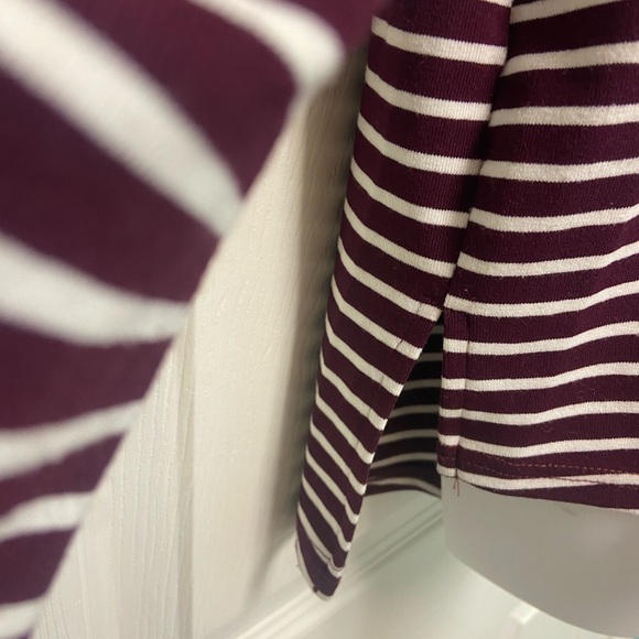 Worn once. VERY Oversized tunic style top - Picture 2 of 4